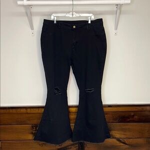 Amazon Black Flared Jeans with Distressed Details- 2X‎